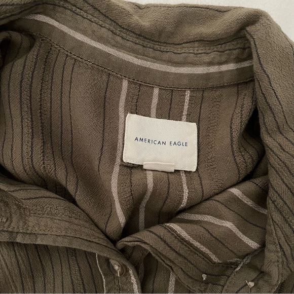 American Eagle Button-Down Top - Picture 5 of 6